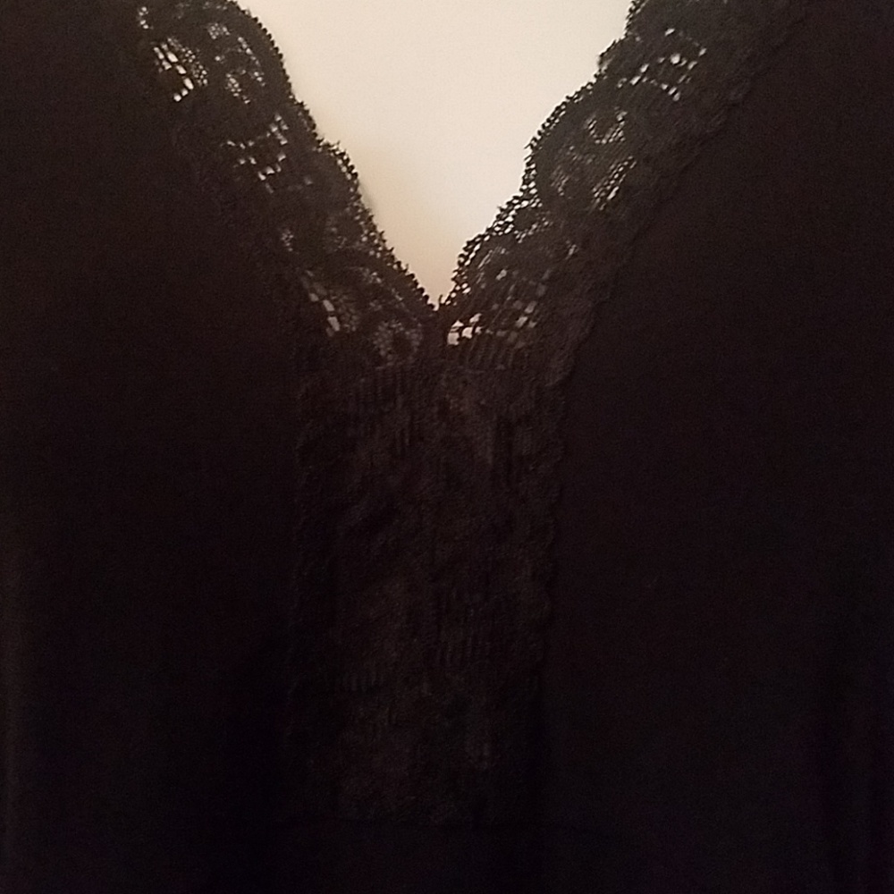 Top - Picture 2 of 4